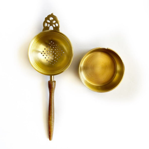 Antique Look Loose Leaf Tea Strainer in Brass & Wood with