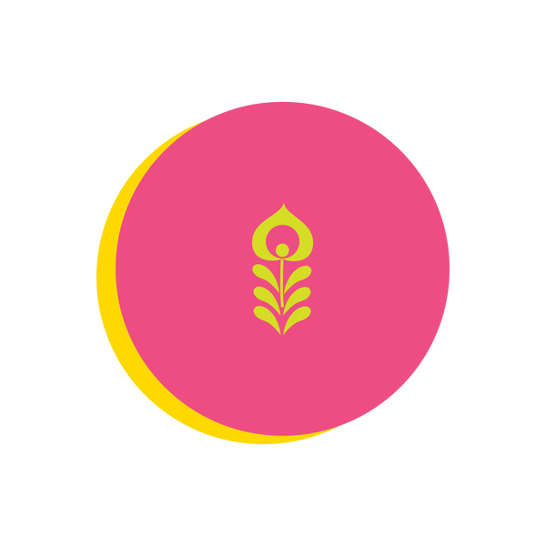 1 BHK x Studio Kohl Canvas & Wood Wall Hangings in "Summertime" Theme 1 BHK Interiors