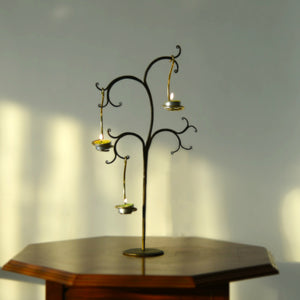 "TreaLight" Antique Look Metal Black & Gold Tealight Holder 1 BHK Interiors