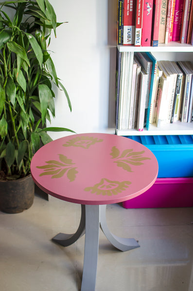 1 BHK x Studio Kohl "Ikat 2" Mini Table / Wall Hanging in Pink & Gold 1 BHK Interiors