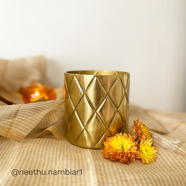 Metal Pineapple Criss Cross Planter / Pot in Gold 1 BHK Interiors